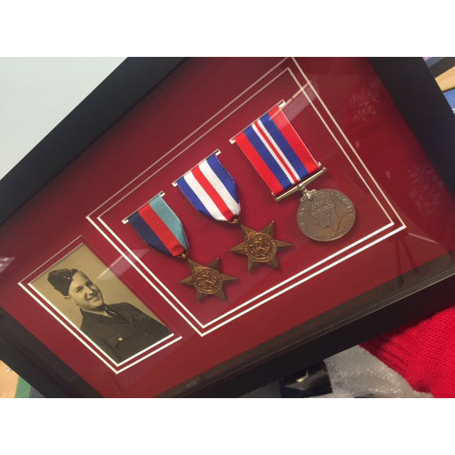 Frame for 1 Medal and a Photograph