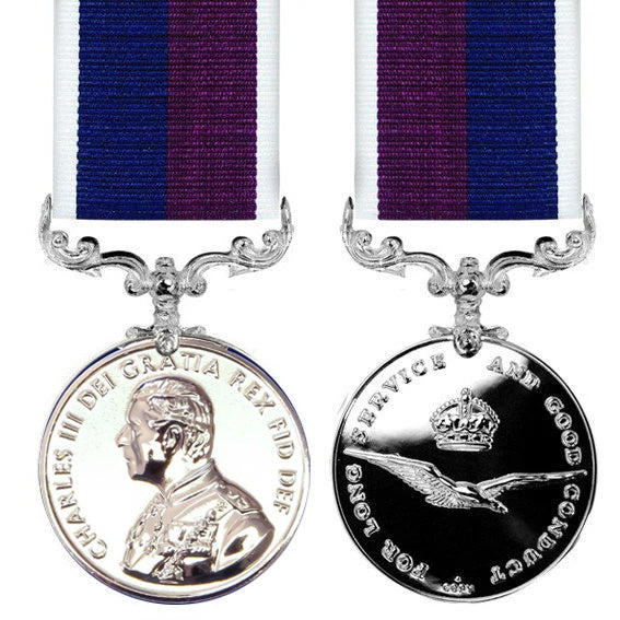 RAF Long Service & Good Conduct Medal (CIIIR) - Presentation Set