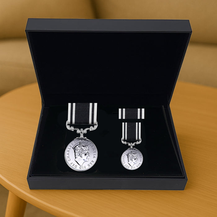 Prison Service Medal CIIIR Presentation Set | 20 Years Service | Full Size, Miniature & Ribbon Bar