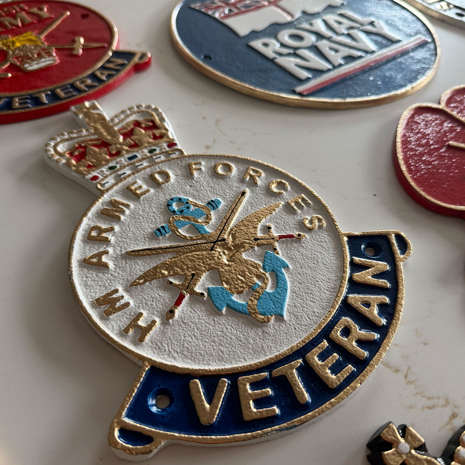 HM Armed Forces Veteran Badge Wall Plaque (Cast Aluminium