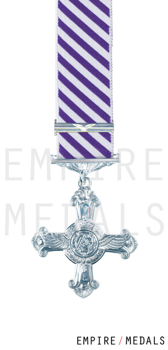 Distinguished-Flying-Cross-EIIR-Miniture