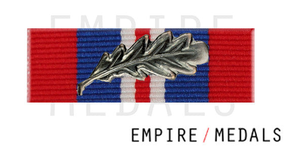 War Medal Ribbon Brooch Bar with MID Oak Leaf
